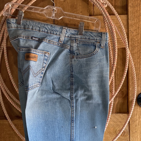 Wrangler Mid Rise Womens Jeans 11/12 x 34 - Picture 2 of 6